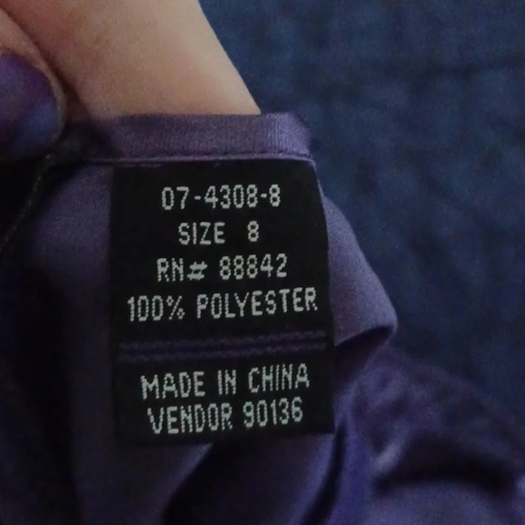 💙 🏍silky  to touch purple Blouse - Picture 7 of 9